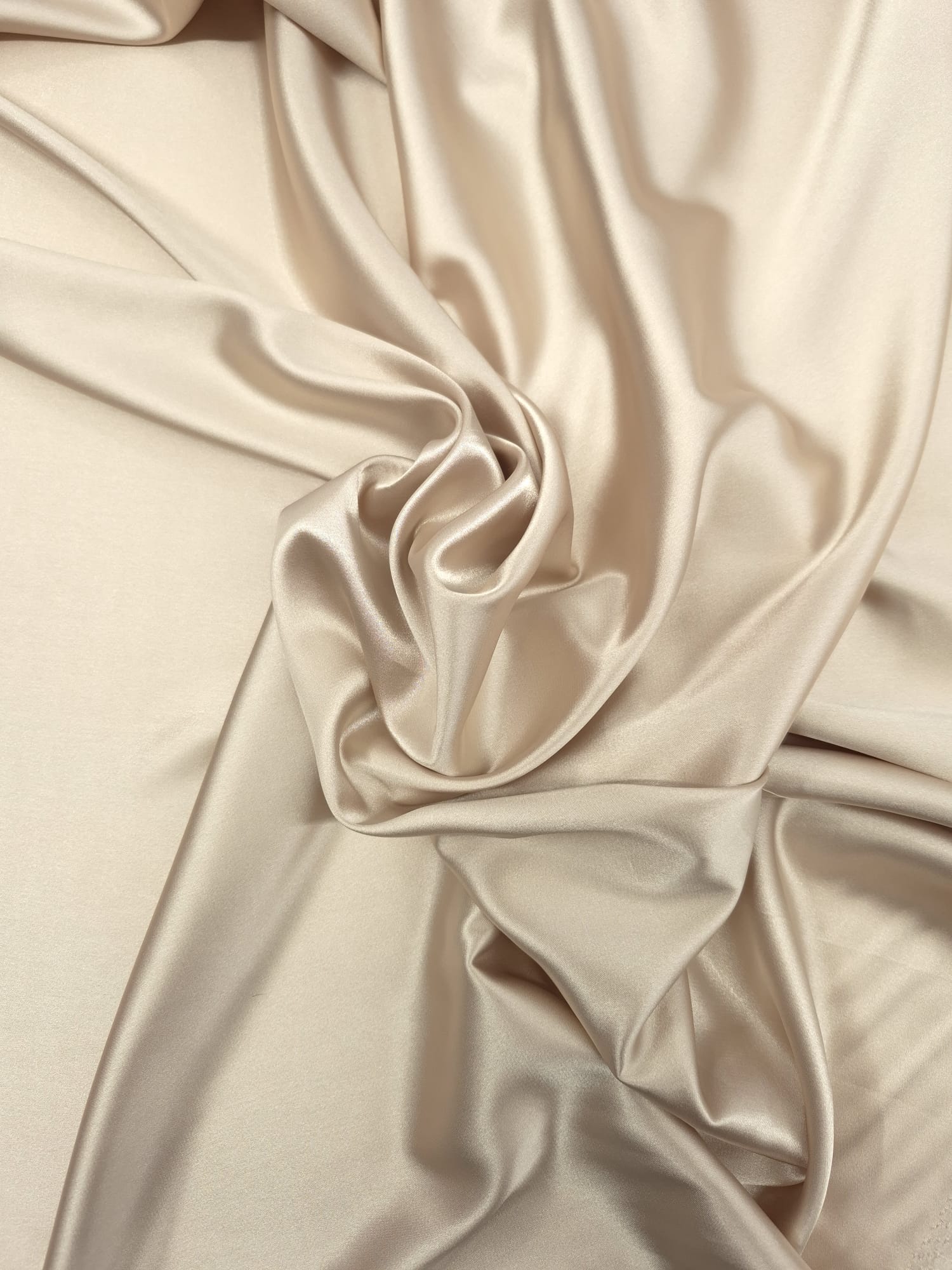 WhatsApp Image 2025-10-17 at 17.03.37