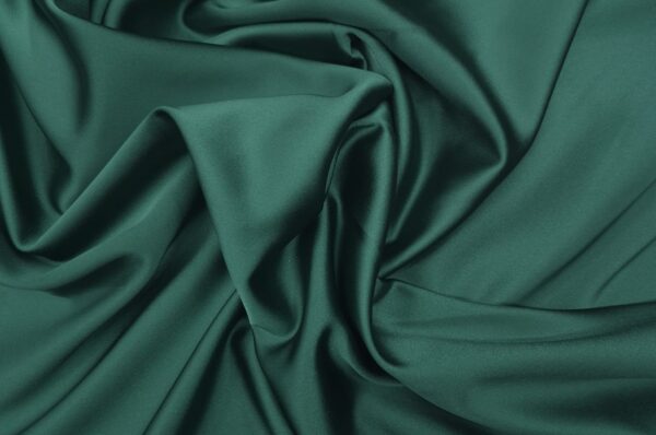 WhatsApp Image 2025-10-18 at 13.52.04 (1)